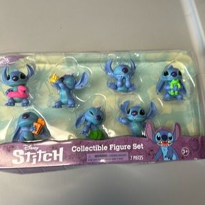 New in box Stitch figures 7 Stitch figures in total